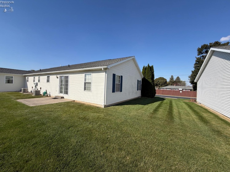 104 Teakwood Ct, Tiffin, 44883, 2 Bedroom Bedrooms, ,2 BathroomBathrooms,Residential,For Sale,Teakwood Ct,20264358