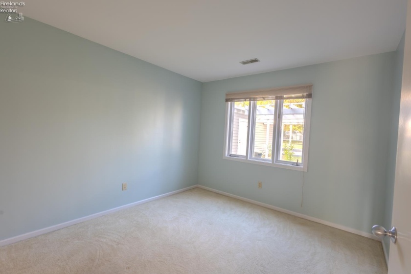 188 Marina Point Drive, Sandusky, 44870, 2 Bedroom Bedrooms, ,3 BathroomBathrooms,Residential,For Sale,Marina Point,20264366