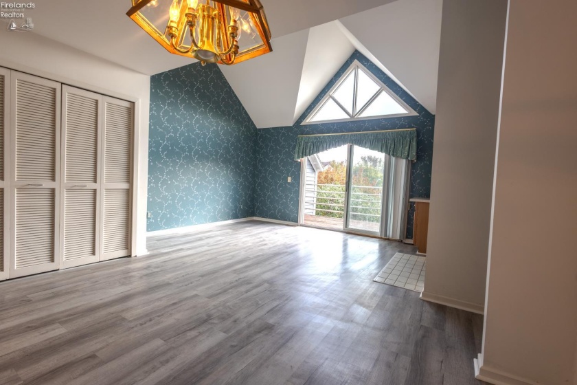 188 Marina Point Drive, Sandusky, 44870, 2 Bedroom Bedrooms, ,3 BathroomBathrooms,Residential,For Sale,Marina Point,20264366