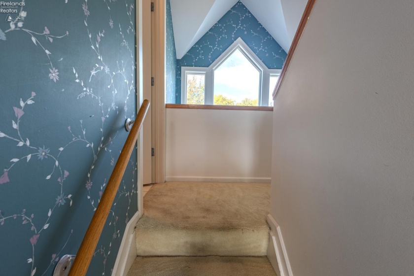 188 Marina Point Drive, Sandusky, 44870, 2 Bedroom Bedrooms, ,3 BathroomBathrooms,Residential,For Sale,Marina Point,20264366