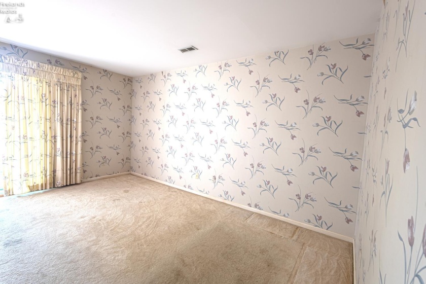 188 Marina Point Drive, Sandusky, 44870, 2 Bedroom Bedrooms, ,3 BathroomBathrooms,Residential,For Sale,Marina Point,20264366