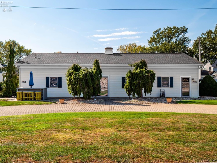 3130 Carolina Street, Port Clinton, 43452, 4 Bedroom Bedrooms, ,4 BathroomBathrooms,Residential,For Sale,Carolina,20264312