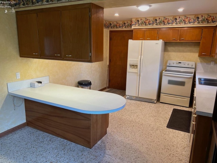 6210 Bauer Road, Bellevue, 44811, 3 Bedroom Bedrooms, ,2 BathroomBathrooms,Residential,For Sale,Bauer,20264374