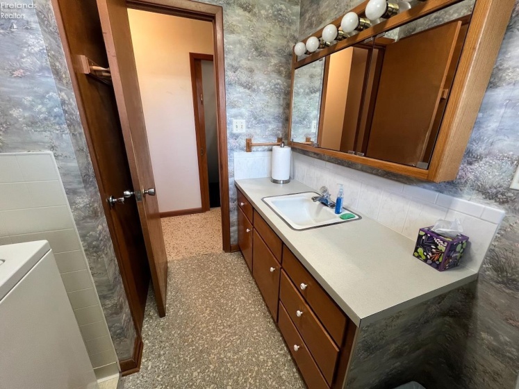 6210 Bauer Road, Bellevue, 44811, 3 Bedroom Bedrooms, ,2 BathroomBathrooms,Residential,For Sale,Bauer,20264374