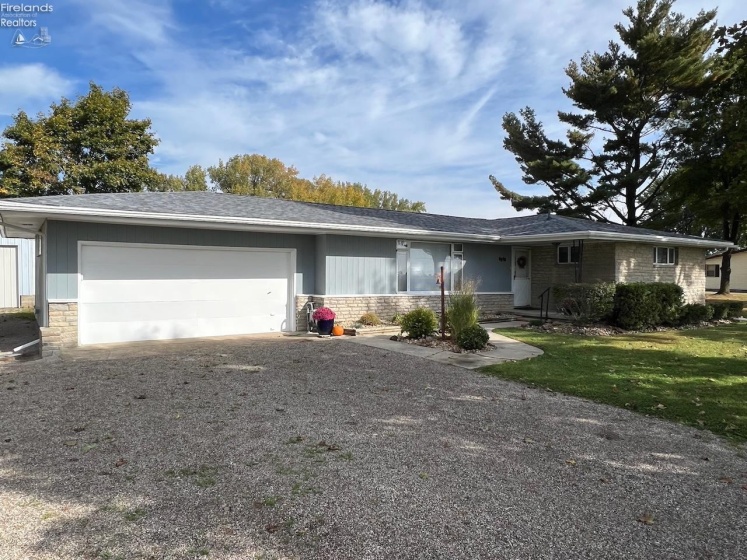 6210 Bauer Road, Bellevue, 44811, 3 Bedroom Bedrooms, ,2 BathroomBathrooms,Residential,For Sale,Bauer,20264374
