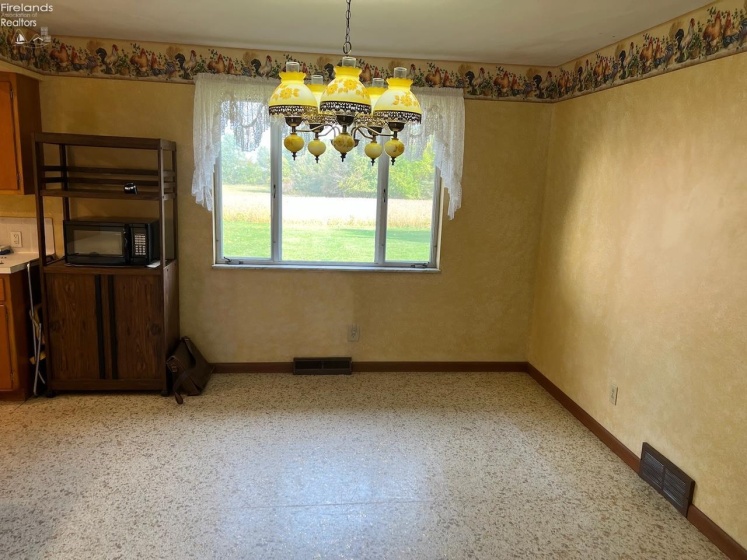 6210 Bauer Road, Bellevue, 44811, 3 Bedroom Bedrooms, ,2 BathroomBathrooms,Residential,For Sale,Bauer,20264374