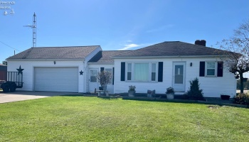 4212 Gregory Road, Willard, 44890, 2 Bedroom Bedrooms, ,1 BathroomBathrooms,Residential,For Sale,Gregory,20264372
