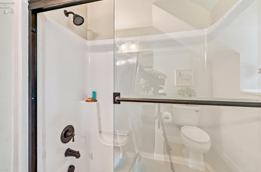 5333 Swan Drive, Port Clinton, 43452, 3 Bedroom Bedrooms, ,3 BathroomBathrooms,Residential,For Sale,Swan,20264386