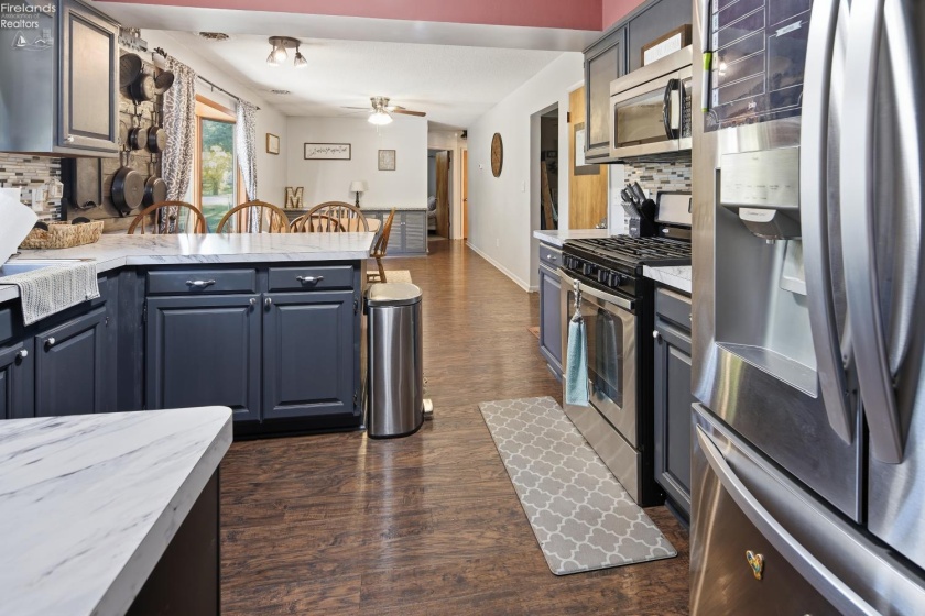 1927 Valley View Terrace, Fremont, 43420, 3 Bedroom Bedrooms, ,2 BathroomBathrooms,Residential,For Sale,Valley View Terrace,20264316
