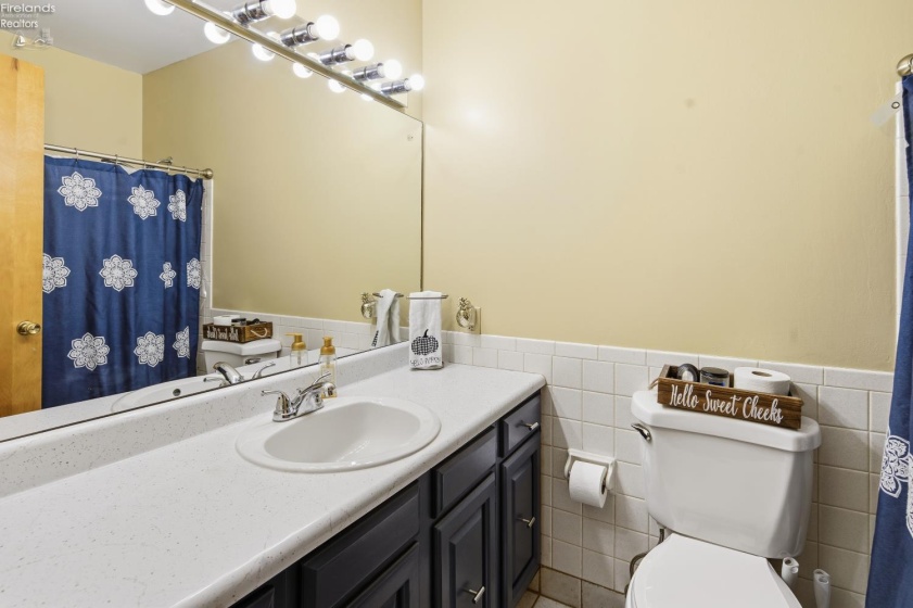 1927 Valley View Terrace, Fremont, 43420, 3 Bedroom Bedrooms, ,2 BathroomBathrooms,Residential,For Sale,Valley View Terrace,20264316