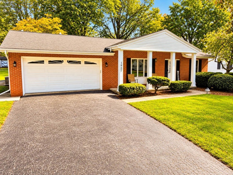 1927 Valley View Terrace, Fremont, 43420, 3 Bedroom Bedrooms, ,2 BathroomBathrooms,Residential,For Sale,Valley View Terrace,20264316