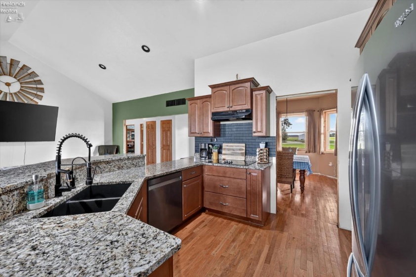 6780 County Road 67, Gibsonburg, 43431, 6 Bedroom Bedrooms, ,5 BathroomBathrooms,Residential,For Sale,County Road 67,20264338