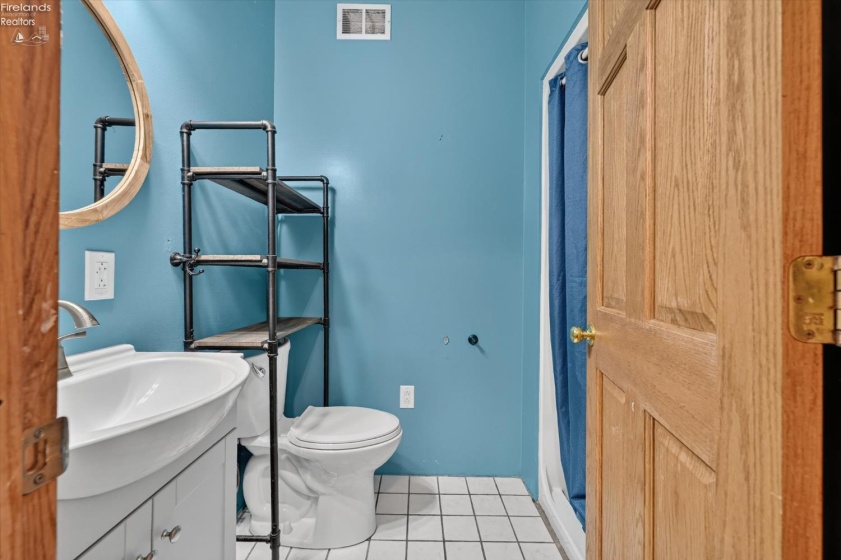 6780 County Road 67, Gibsonburg, 43431, 6 Bedroom Bedrooms, ,5 BathroomBathrooms,Residential,For Sale,County Road 67,20264338