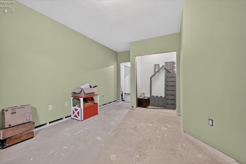 6780 County Road 67, Gibsonburg, 43431, 6 Bedroom Bedrooms, ,5 BathroomBathrooms,Residential,For Sale,County Road 67,20264338