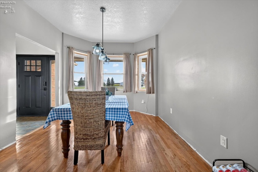 6780 County Road 67, Gibsonburg, 43431, 6 Bedroom Bedrooms, ,5 BathroomBathrooms,Residential,For Sale,County Road 67,20264338
