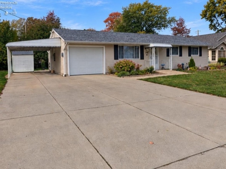 548 Ferndale Avenue, Vermilion, 44089, 3 Bedroom Bedrooms, ,2 BathroomBathrooms,Residential,For Sale,Ferndale,20264390