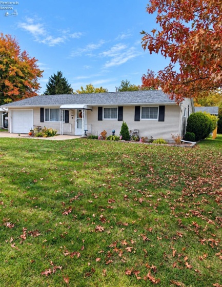 548 Ferndale Avenue, Vermilion, 44089, 3 Bedroom Bedrooms, ,2 BathroomBathrooms,Residential,For Sale,Ferndale,20264390