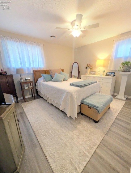 548 Ferndale Avenue, Vermilion, 44089, 3 Bedroom Bedrooms, ,2 BathroomBathrooms,Residential,For Sale,Ferndale,20264390
