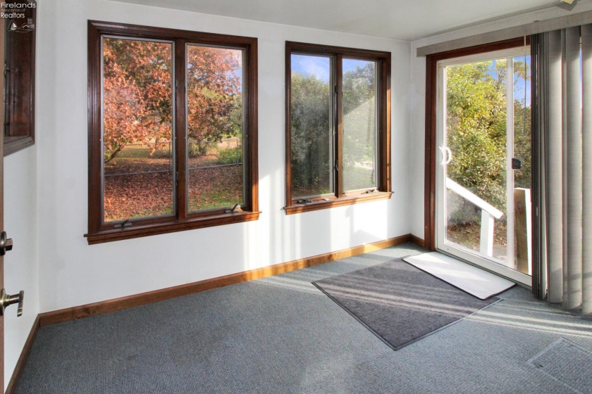 913 Rymers Road, Port Clinton, 43452, 2 Bedroom Bedrooms, ,2 BathroomBathrooms,Residential,For Sale,Rymers,20264392