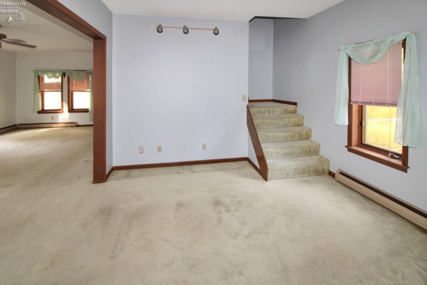 913 Rymers Road, Port Clinton, 43452, 2 Bedroom Bedrooms, ,2 BathroomBathrooms,Residential,For Sale,Rymers,20264392