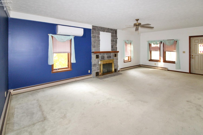 913 Rymers Road, Port Clinton, 43452, 2 Bedroom Bedrooms, ,2 BathroomBathrooms,Residential,For Sale,Rymers,20264392