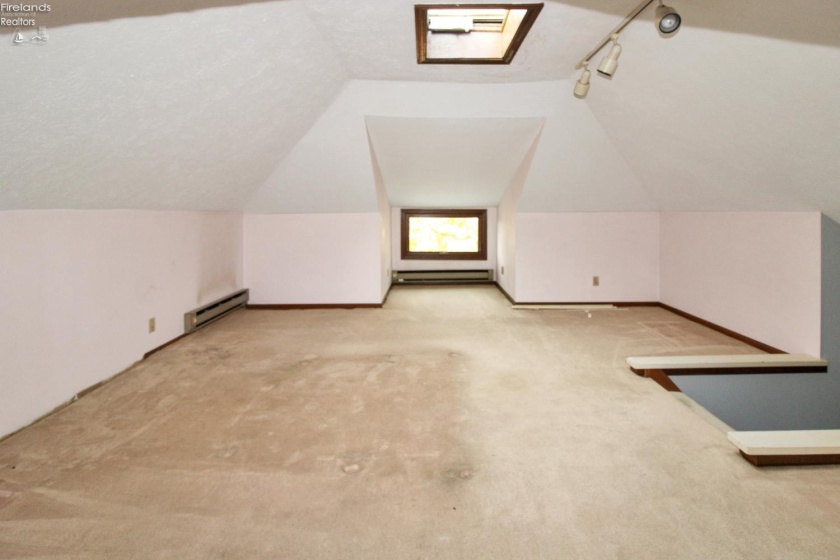 913 Rymers Road, Port Clinton, 43452, 2 Bedroom Bedrooms, ,2 BathroomBathrooms,Residential,For Sale,Rymers,20264392