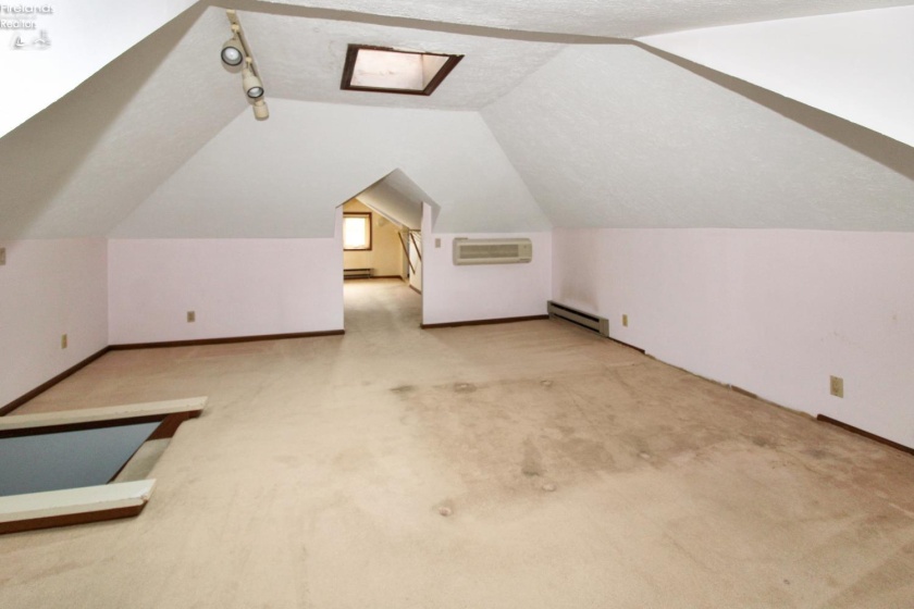 913 Rymers Road, Port Clinton, 43452, 2 Bedroom Bedrooms, ,2 BathroomBathrooms,Residential,For Sale,Rymers,20264392