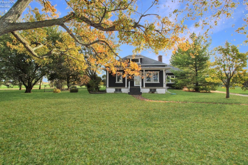 913 Rymers Road, Port Clinton, 43452, 2 Bedroom Bedrooms, ,2 BathroomBathrooms,Residential,For Sale,Rymers,20264392