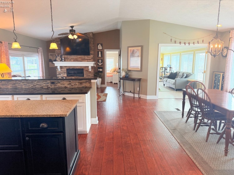 1510 Buck Rd., Marblehead, 43440, 2 Bedroom Bedrooms, ,2 BathroomBathrooms,Residential,For Sale,Buck Rd.,20264385