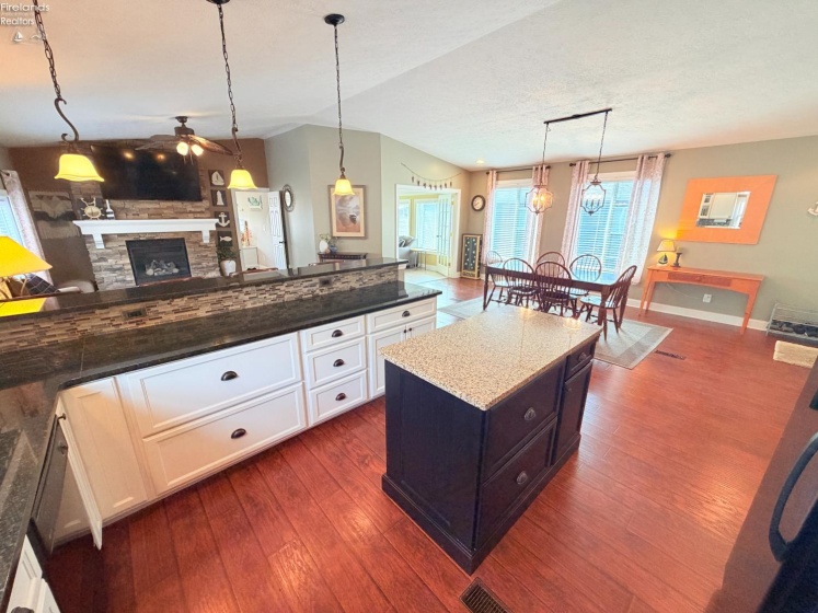 1510 Buck Rd., Marblehead, 43440, 2 Bedroom Bedrooms, ,2 BathroomBathrooms,Residential,For Sale,Buck Rd.,20264385