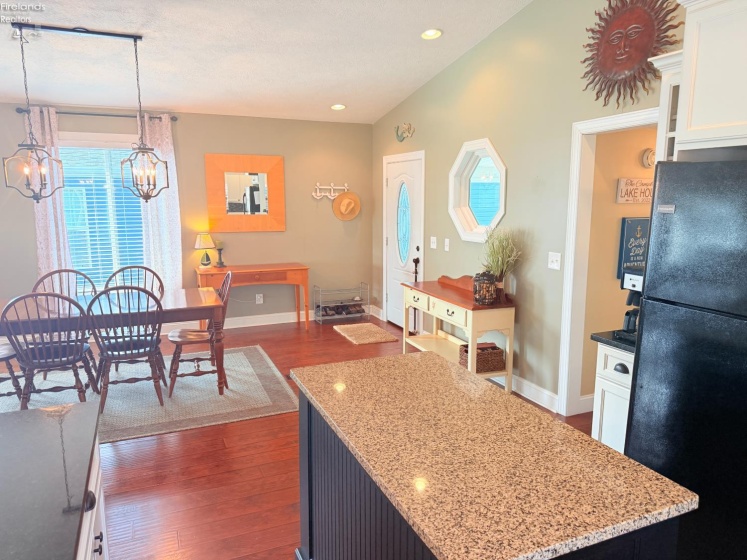 1510 Buck Rd., Marblehead, 43440, 2 Bedroom Bedrooms, ,2 BathroomBathrooms,Residential,For Sale,Buck Rd.,20264385