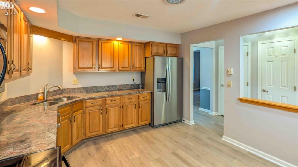 2316 Westwind Drive, Sandusky, 44870, 3 Bedroom Bedrooms, ,2 BathroomBathrooms,Residential,For Sale,Westwind,20264397
