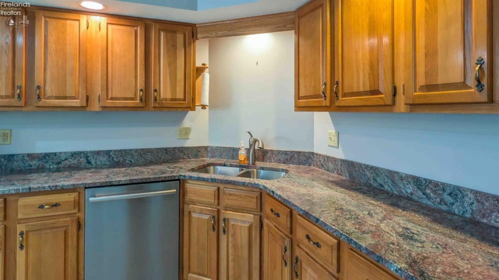 2316 Westwind Drive, Sandusky, 44870, 3 Bedroom Bedrooms, ,2 BathroomBathrooms,Residential,For Sale,Westwind,20264397