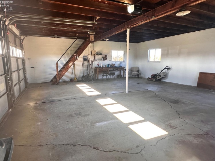 318 County Road 89, Fremont, 43420, 4 Bedroom Bedrooms, ,1 BathroomBathrooms,Residential,For Sale,County Road 89,20264343