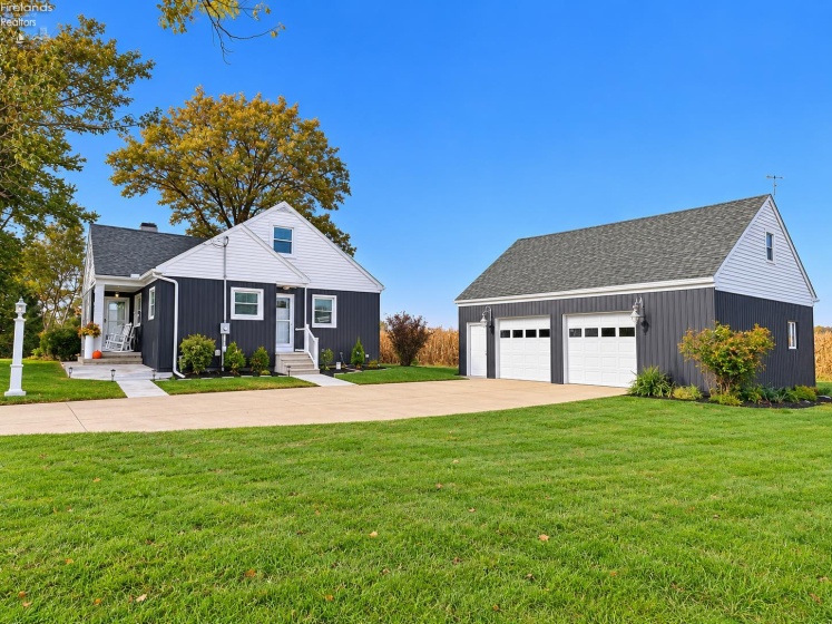 318 County Road 89, Fremont, 43420, 4 Bedroom Bedrooms, ,1 BathroomBathrooms,Residential,For Sale,County Road 89,20264343