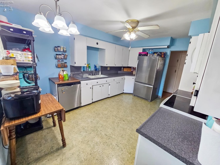1580 Main Street, Clyde, 43410, 3 Bedroom Bedrooms, ,1 BathroomBathrooms,Residential,For Sale,Main,20264345
