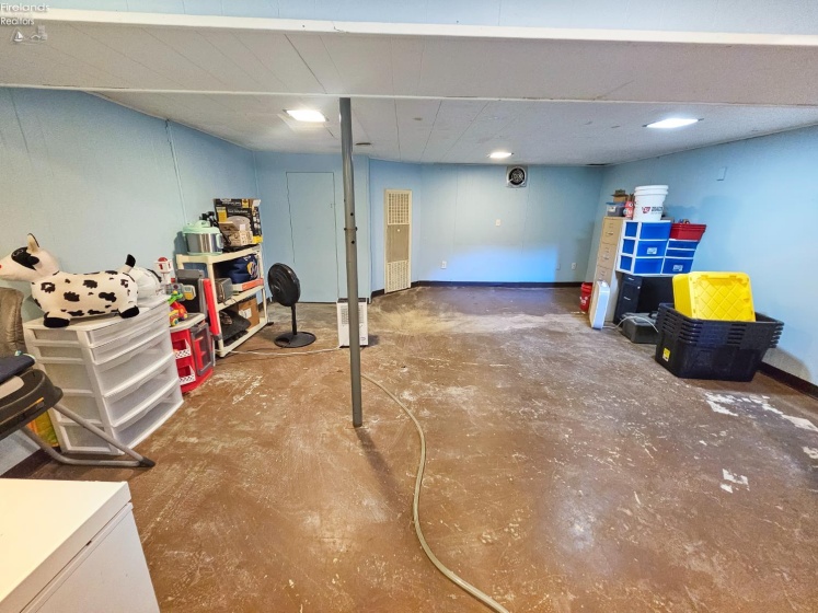 1580 Main Street, Clyde, 43410, 3 Bedroom Bedrooms, ,1 BathroomBathrooms,Residential,For Sale,Main,20264345