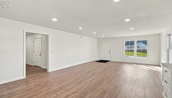 518 Laurel Street, Willard, 44890, 3 Bedroom Bedrooms, ,2 BathroomBathrooms,Residential,For Sale,Laurel,20264419 518 Laurel Street, Willard, 44890, 3 Bedroom Bedrooms, ,2 BathroomBathrooms,Residential,For Sale,Laurel,20264419