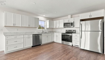 518 Laurel Street, Willard, 44890, 3 Bedroom Bedrooms, ,2 BathroomBathrooms,Residential,For Sale,Laurel,20264419 518 Laurel Street, Willard, 44890, 3 Bedroom Bedrooms, ,2 BathroomBathrooms,Residential,For Sale,Laurel,20264419