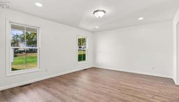 518 Laurel Street, Willard, 44890, 3 Bedroom Bedrooms, ,2 BathroomBathrooms,Residential,For Sale,Laurel,20264419 518 Laurel Street, Willard, 44890, 3 Bedroom Bedrooms, ,2 BathroomBathrooms,Residential,For Sale,Laurel,20264419