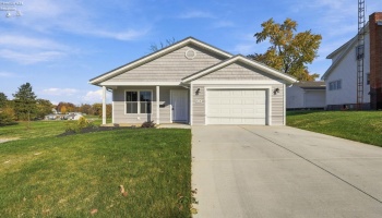 518 Laurel Street, Willard, 44890, 3 Bedroom Bedrooms, ,2 BathroomBathrooms,Residential,For Sale,Laurel,20264419 518 Laurel Street, Willard, 44890, 3 Bedroom Bedrooms, ,2 BathroomBathrooms,Residential,For Sale,Laurel,20264419