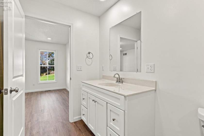 518 Laurel Street, Willard, 44890, 3 Bedroom Bedrooms, ,2 BathroomBathrooms,Residential,For Sale,Laurel,20264419