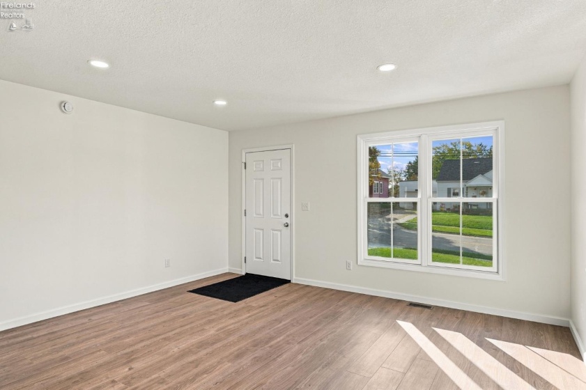518 Laurel Street, Willard, 44890, 3 Bedroom Bedrooms, ,2 BathroomBathrooms,Residential,For Sale,Laurel,20264419