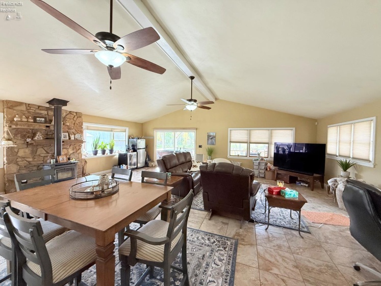 4018 Cleveland Rd, Huron, 44839, 5 Bedroom Bedrooms, ,2 BathroomBathrooms,Residential,For Sale,Cleveland Rd,20264422