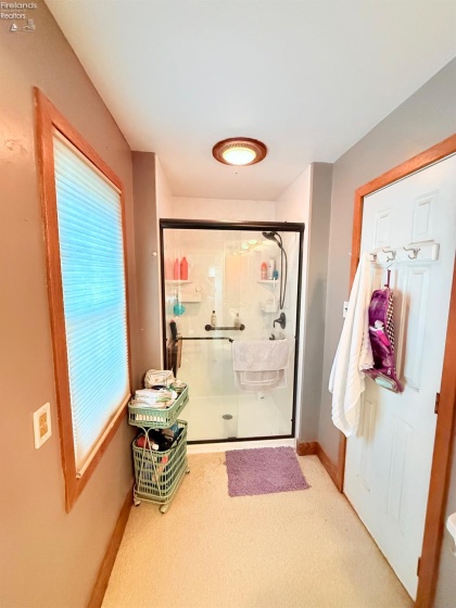 4018 Cleveland Rd, Huron, 44839, 5 Bedroom Bedrooms, ,2 BathroomBathrooms,Residential,For Sale,Cleveland Rd,20264422