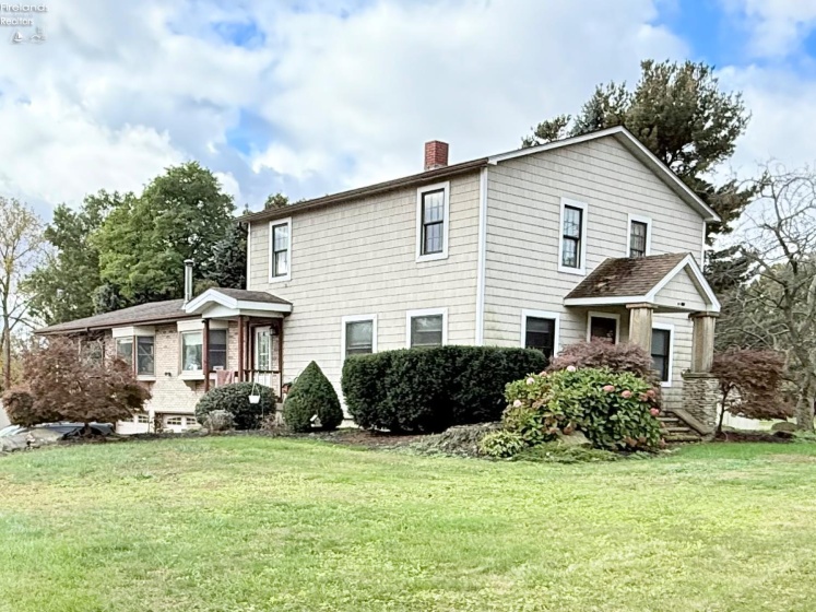 4018 Cleveland Rd, Huron, 44839, 5 Bedroom Bedrooms, ,2 BathroomBathrooms,Residential,For Sale,Cleveland Rd,20264422