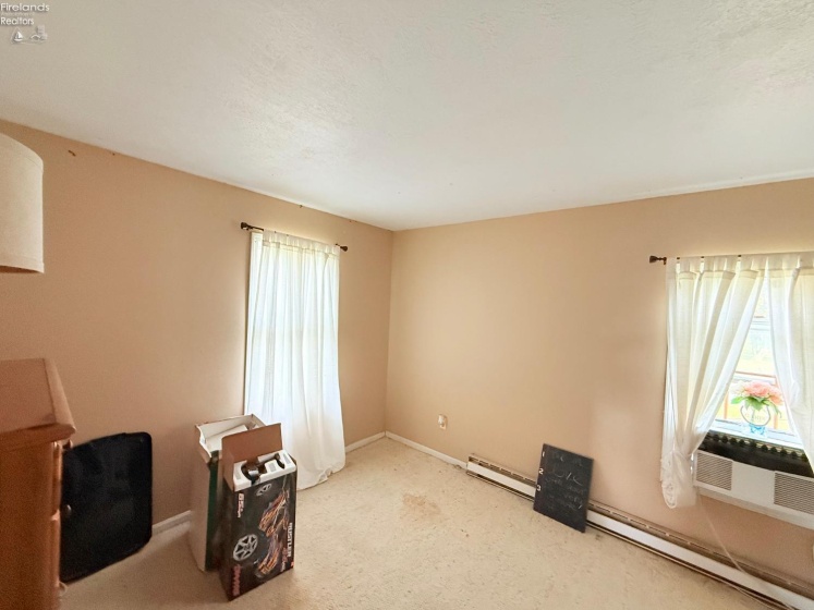 4018 Cleveland Rd, Huron, 44839, 5 Bedroom Bedrooms, ,2 BathroomBathrooms,Residential,For Sale,Cleveland Rd,20264422