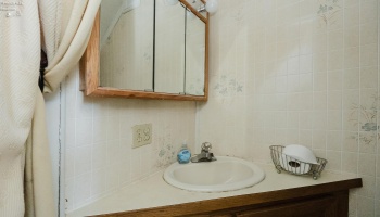 112 Adams St., Wellington, 44090, 4 Bedroom Bedrooms, ,2 BathroomBathrooms,Residential,For Sale,Adams St.,20264428