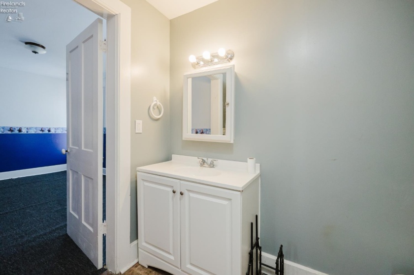 112 Adams St., Wellington, 44090, 4 Bedroom Bedrooms, ,2 BathroomBathrooms,Residential,For Sale,Adams St.,20264428