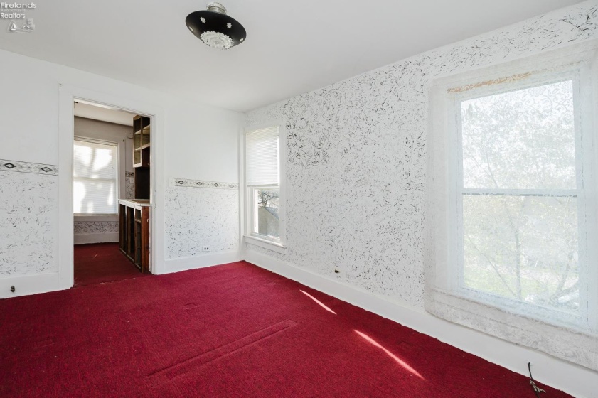 112 Adams St., Wellington, 44090, 4 Bedroom Bedrooms, ,2 BathroomBathrooms,Residential,For Sale,Adams St.,20264428